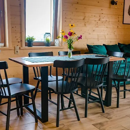 Domki Falsztyn Holiday home *