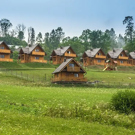 Domki Falsztyn Holiday home *