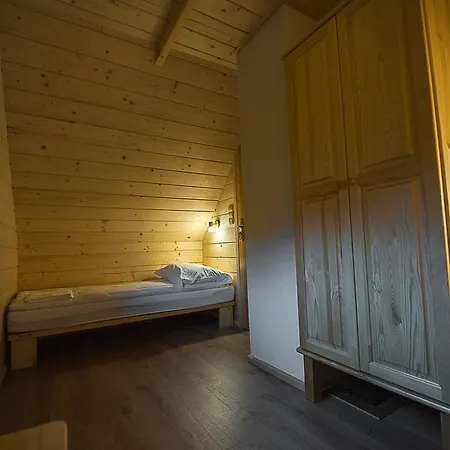 Vakantiehuis Domki Falsztyn Falsztyn